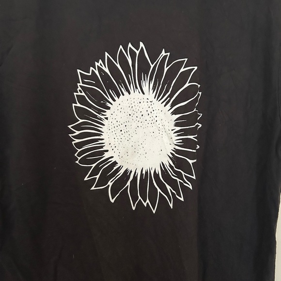 Next Level Apparel Black and White Sunburst Tee - Picture 2 of 5
